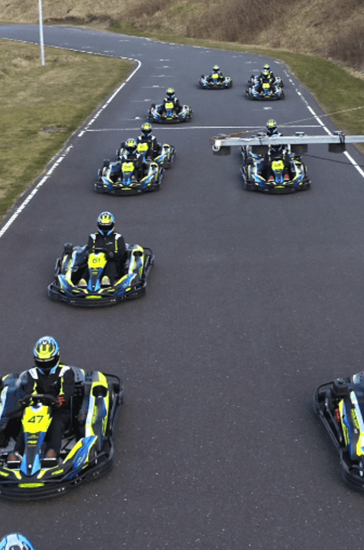 mange gokarts på Vandel gokart bane